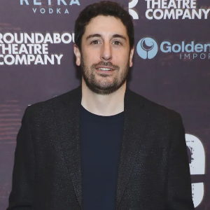 celebrity Jason Biggs